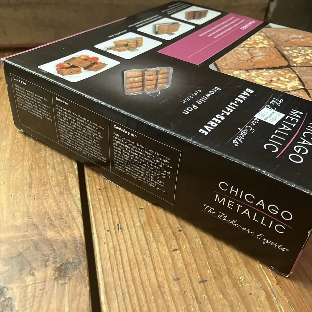 Chicago Metallic Bake Lift And Serve Brownie Pan Slice Solutions New Baking